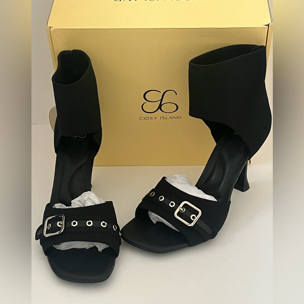 Cosy Island Black 4” Heel Size 9 NIB